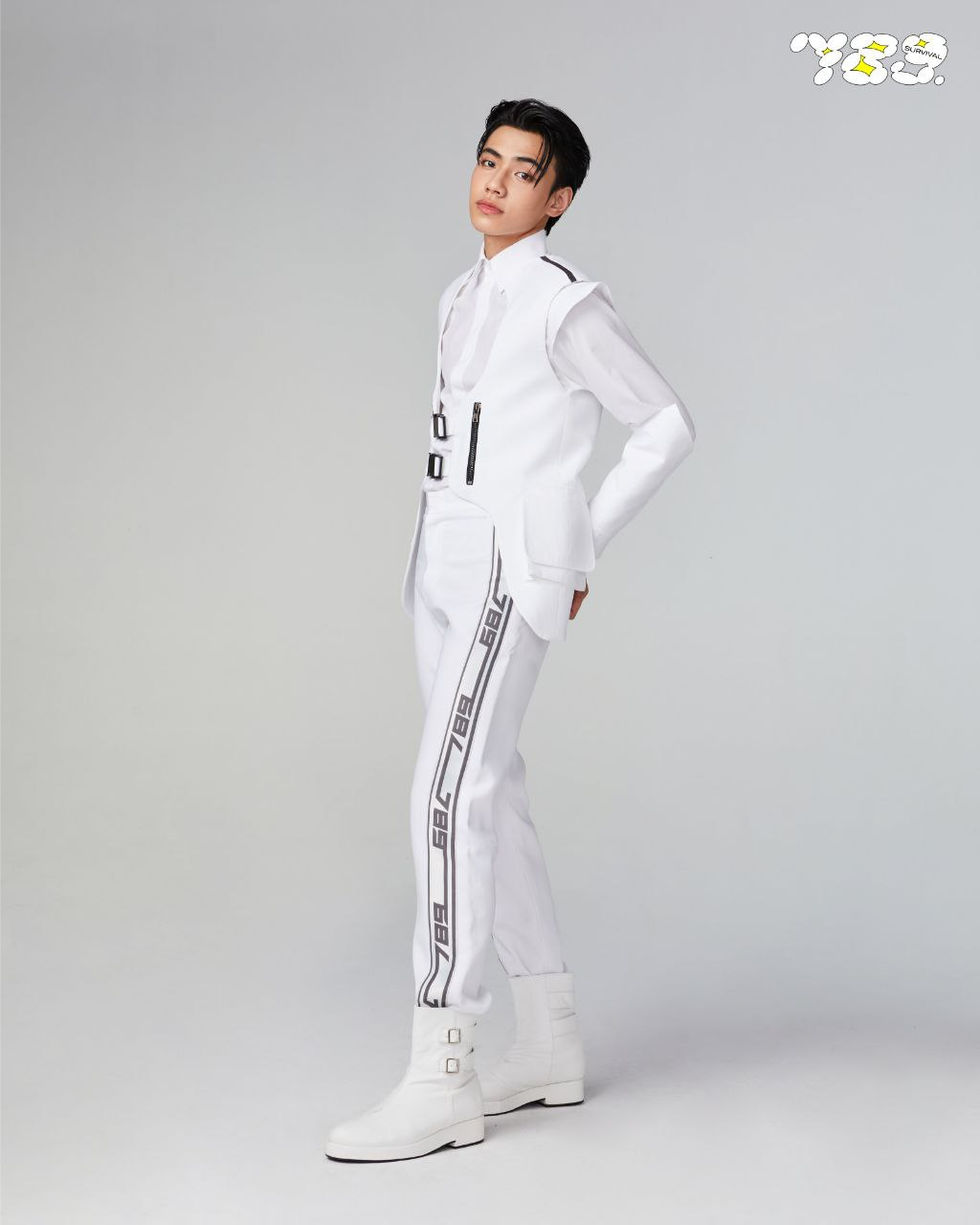 photo_6174995630057963669_y