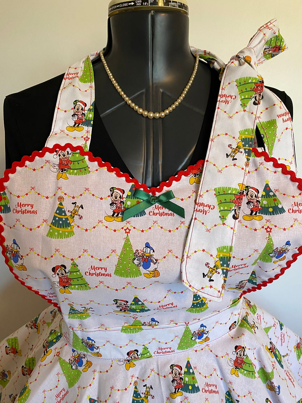 Thumbnail: Disney Christmas Retro Sweetheart Apron