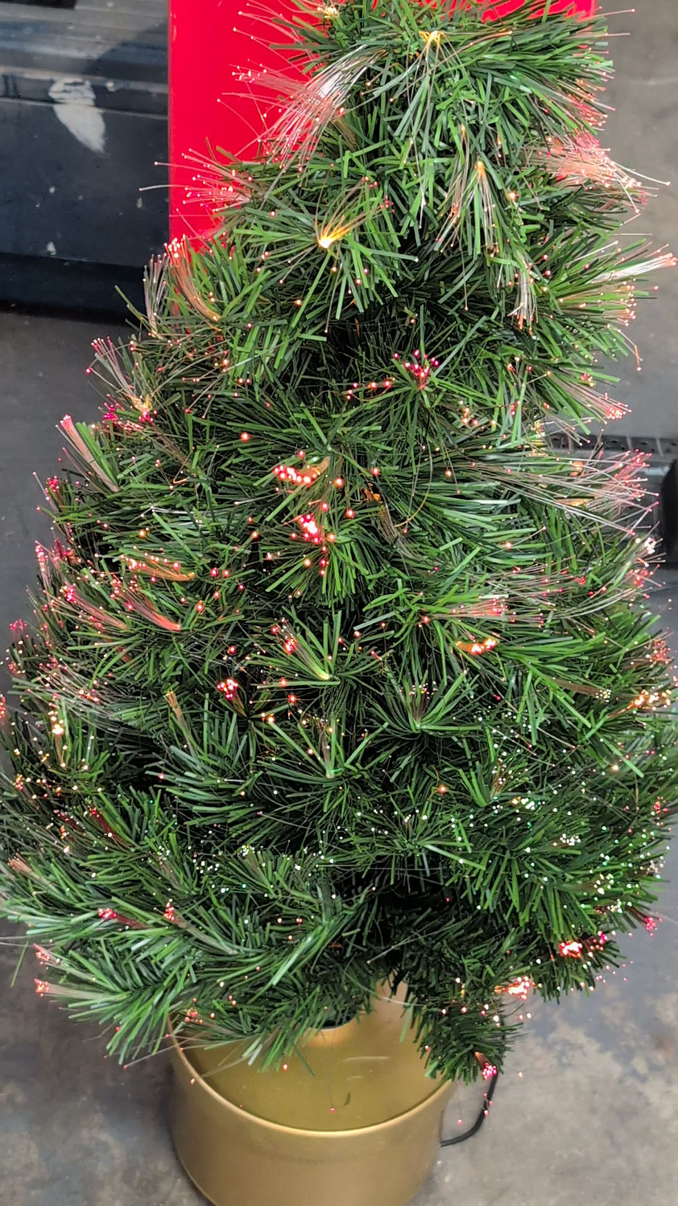 Thumbnail: JC Penny 36" Fiber Optic Christmas Tree (Works)