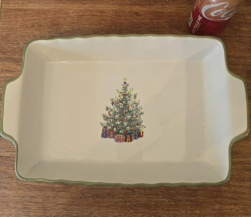 Thumbnail: Lasagna Pan Traditions by Christopher Radko