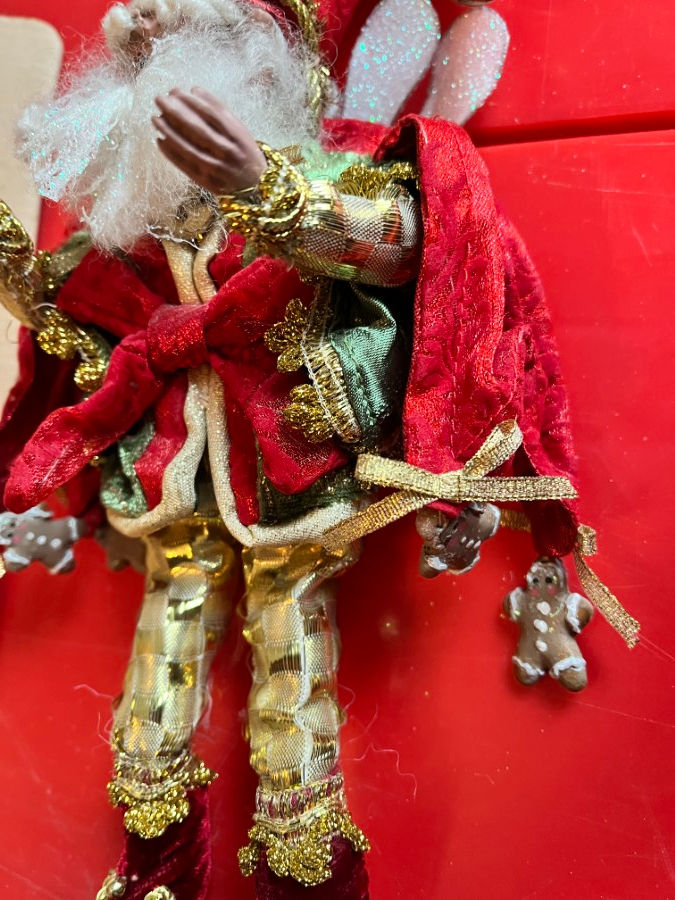 Thumbnail: Mark Roberts Fairy holding Gingerbread Men