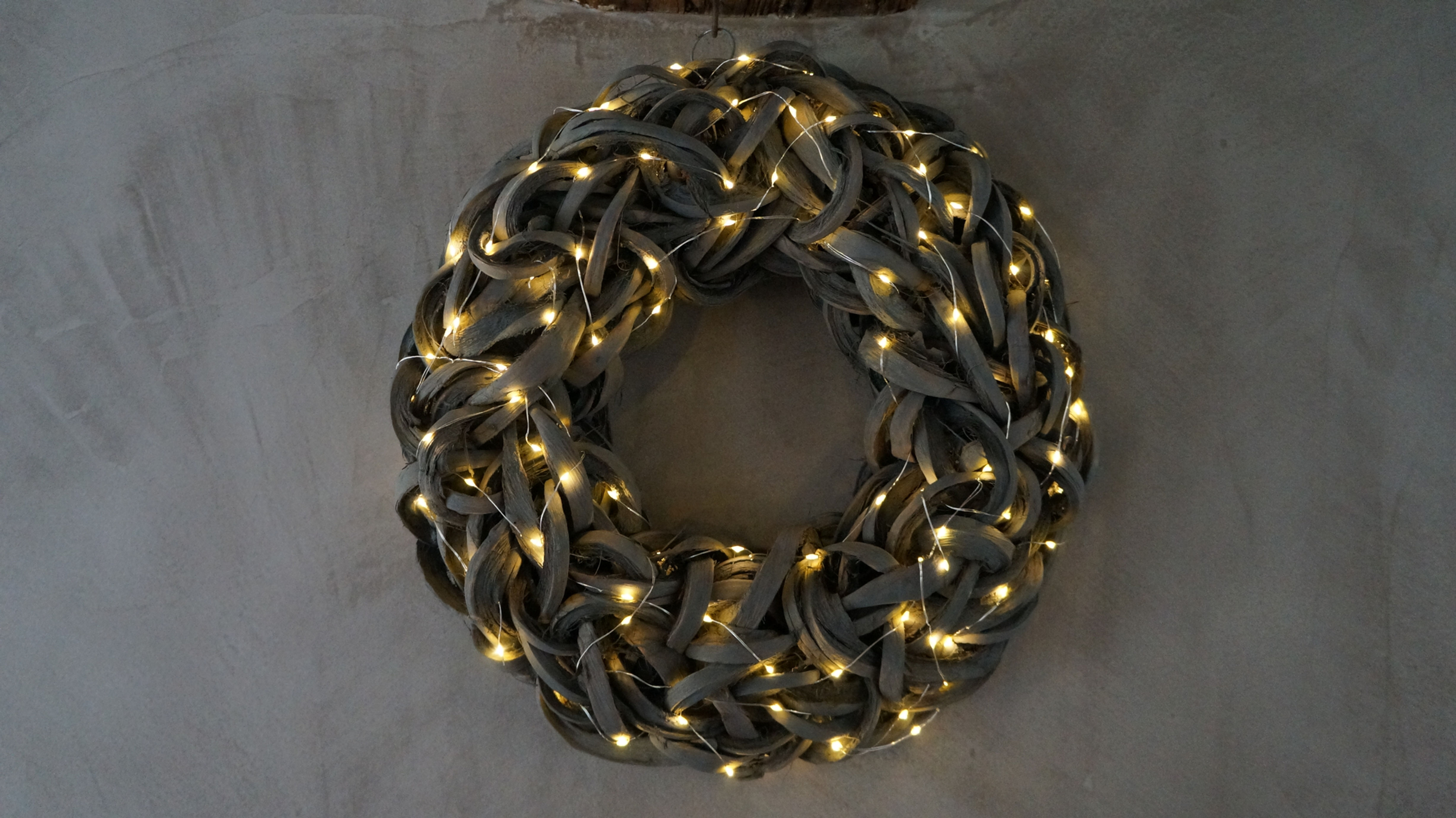 Kerstkrans Daniel coconut grey wash