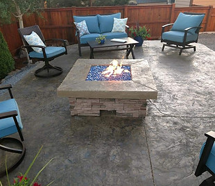 Decorative stamped patio.jpg