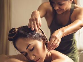 The Surprising Benefits of Hair Oil Massage: What You Need to Know