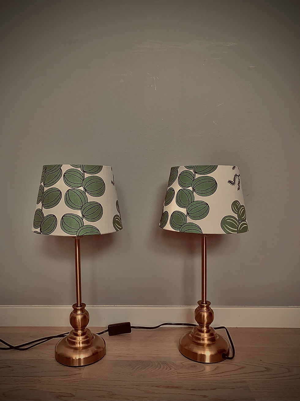 Miniatyrbild: Duo bordslampor i mässing och Svenskt Tenn 
