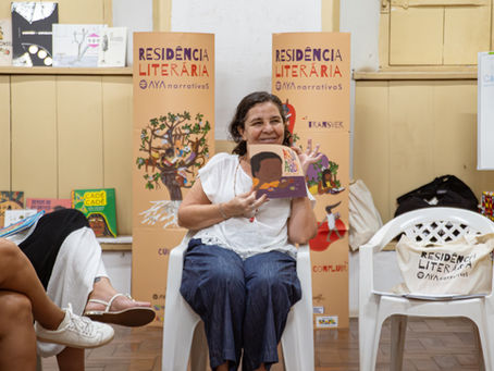 Residência Literária Aya narrativaS circula livros para infânciaS e juventudeS do acervo da coletiva