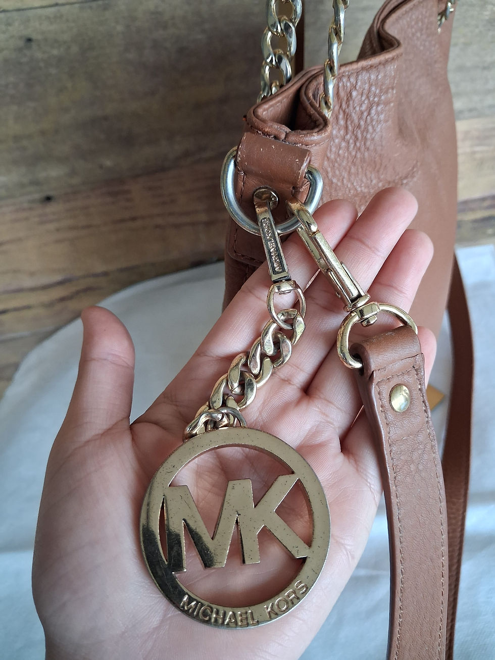 Thumbnail: Michael Kors Jet Set Shoulder Bag