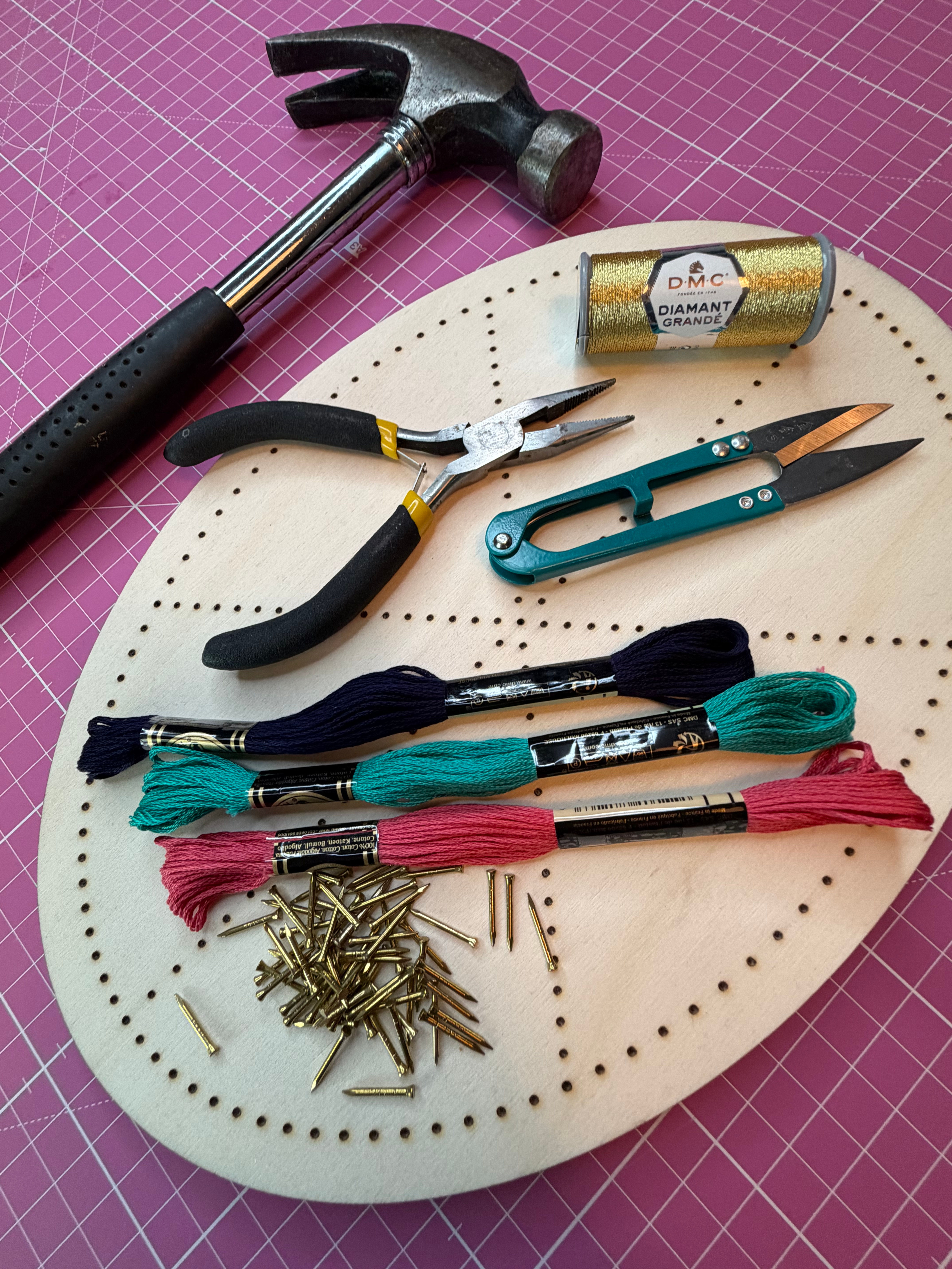 Geometric String art kit (April overstock)