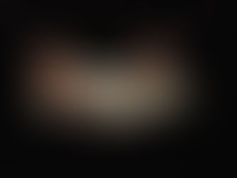 Накосити під час війни: прифронтовий бізнес державних закупівель