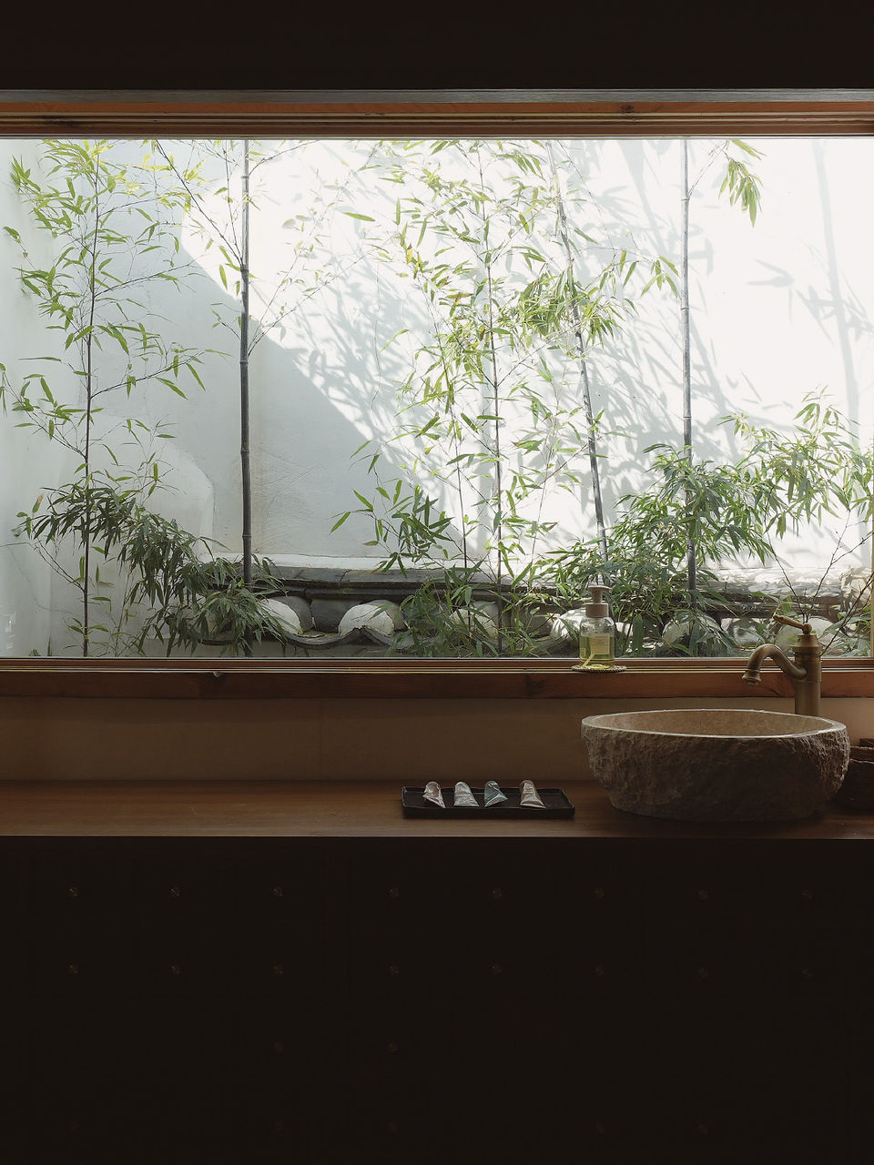 Aromatica Bukchon Flagship Hanok Store Courtyard