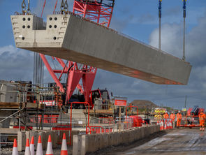 First massive ‘Lego block’ beams lifted for HS2’s pioneering Thame Valley Viaduct