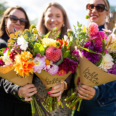 Flower Arranging Square.png