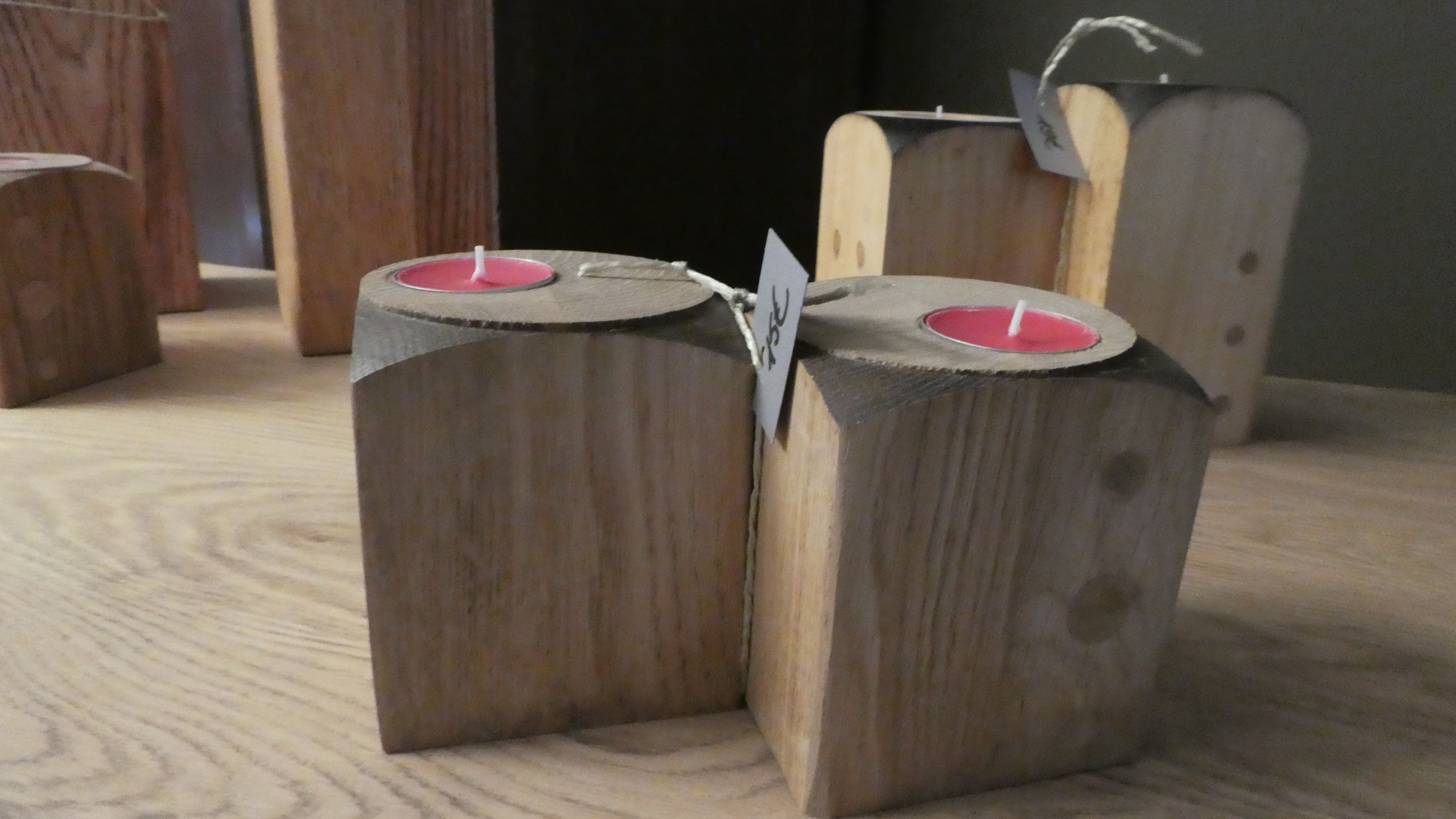 theelicht houder eiken blokjes handmade