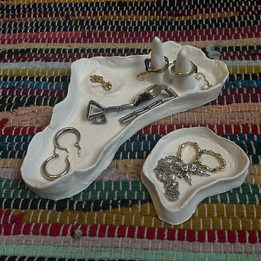Jewerly Holder square.jpeg