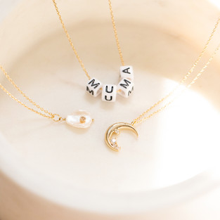 Gold Jewellery, Necklace, Earrings, Gold Earrings, Pearl Necklace, Jewellery Photography, Beige, Content Creator, Lifestyle Photography, Bristol, London Jewellery Photographer