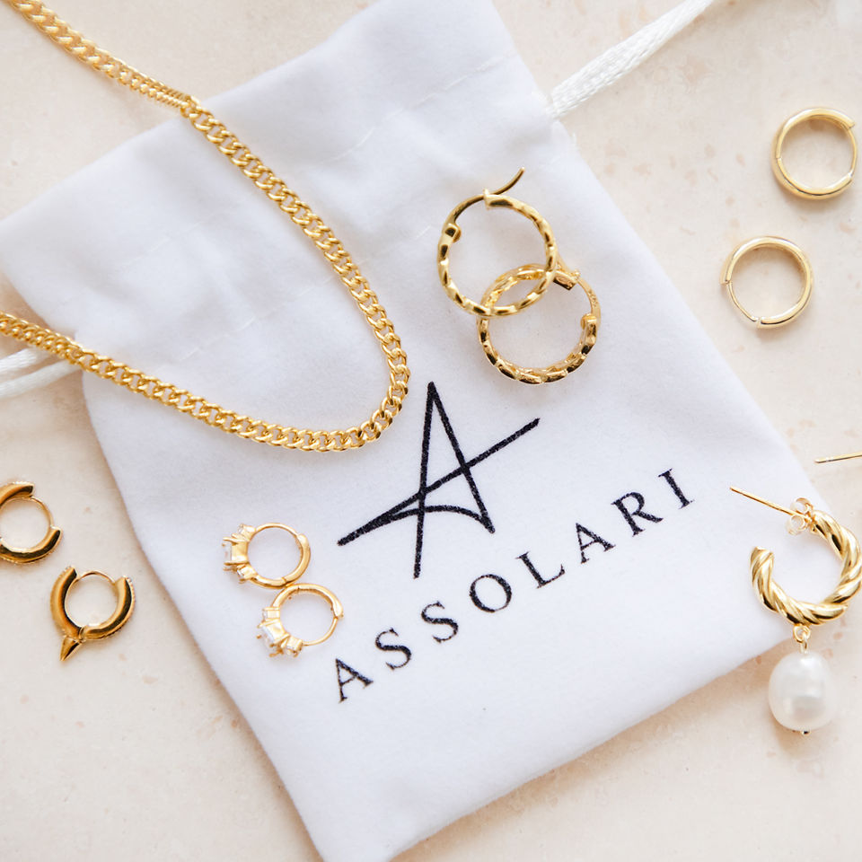 Social Media Content Creation, Jewellery Branding Photography, Jewellery Photography, Jewellery Photographer, Social Media Photography For Jewellery Brands, Jewellery Photographer Bristol, London Jewellery Photography, Chocianaite Photography