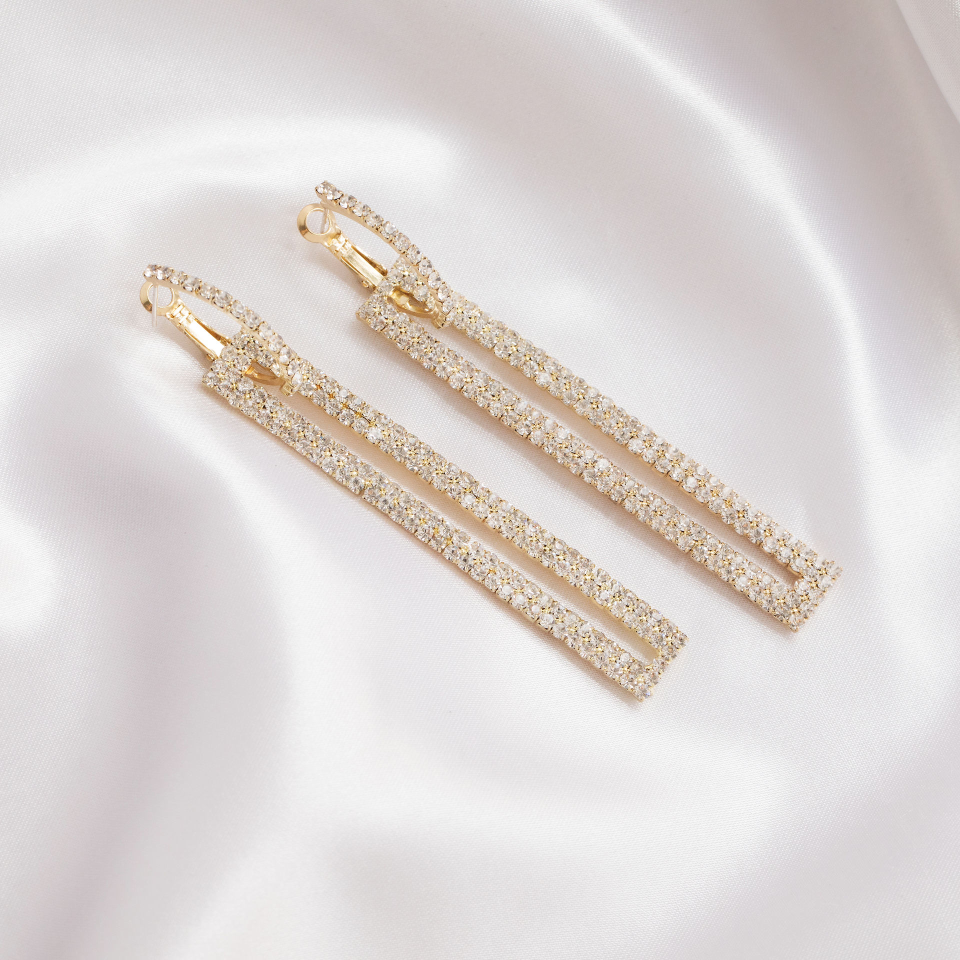 Gold Earrings, Earrings, Jewellery, Jewellery Photography, Silk, White, Minimal, Photography, Bristol, Gold Jewelry, Jewellery Photographer, Jewellery Photography, Bristol Jewellery Photographer, Branding Photographer, Bristol Branding Photography, White Silk Aesthetic
