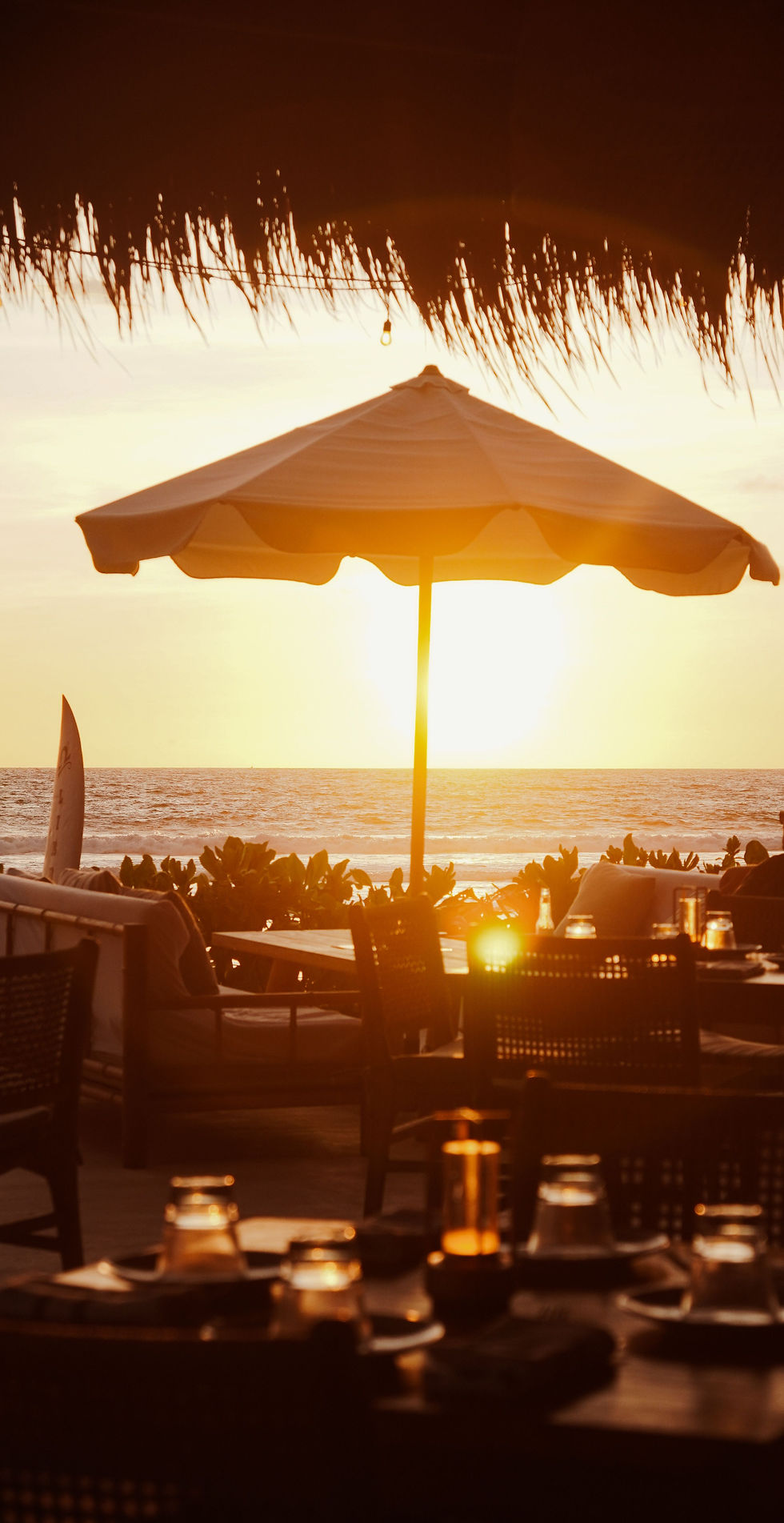 Soirée au restaurant, en bord de mer