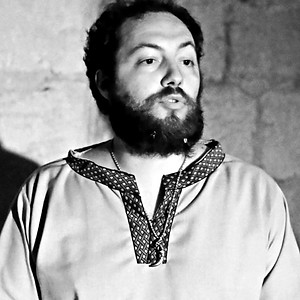 41004072_483402642178422_443495266256735