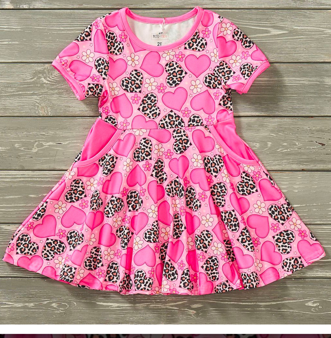 Wild Hearts short sleeve dress 