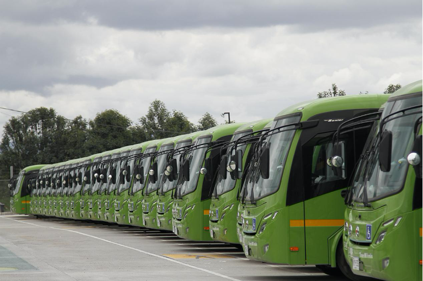 BYD entrega 406 autobuses eléctricos en Bogotá.