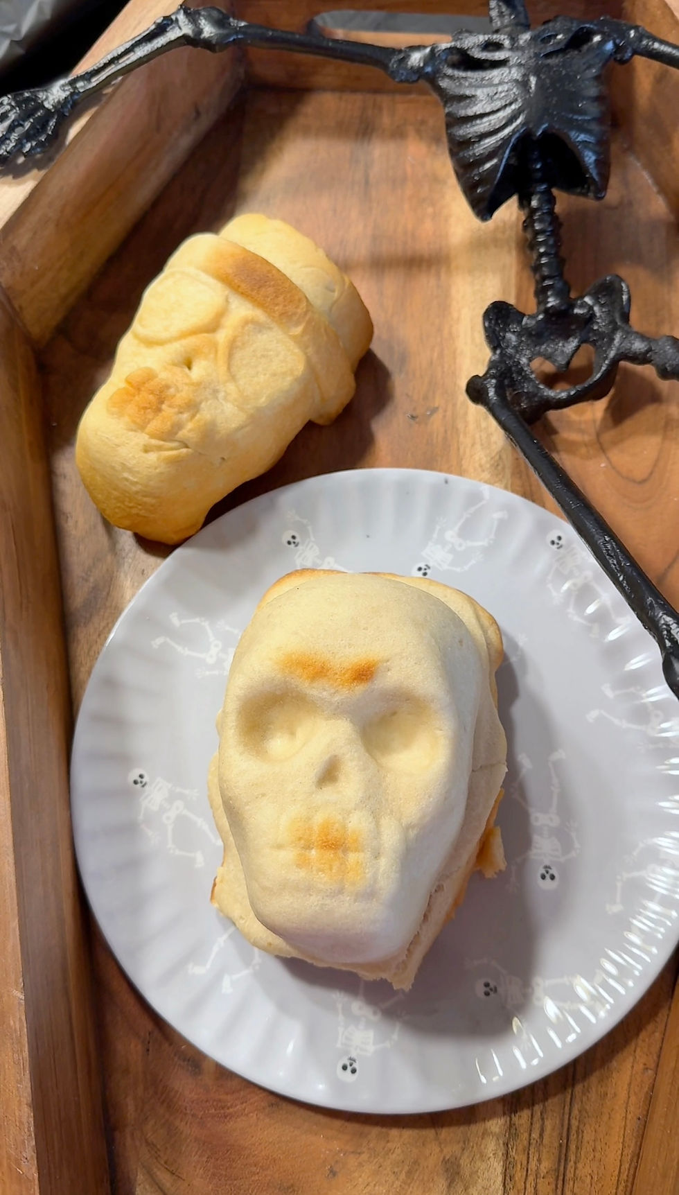 Spooky Pizza Skull Snack Idea