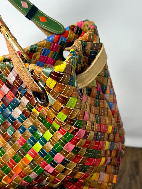 Miniatura: Borsa a spalla con tracolla regolabile - Vera Pelle Intrecciata Interno foderato