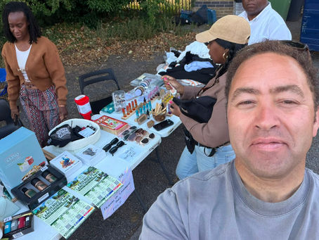 What a brilliant day at the Leyton Jumble Trail! Streets full of neighbours out chatting, browsing, and getting to know each other, all while raising money for local food banks. Utterly wonderful to see this kind of community spirit in Leyton.