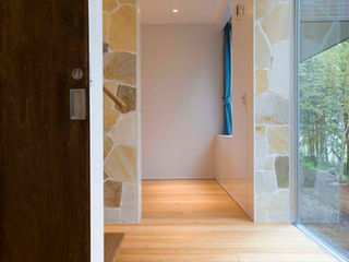 子供部屋から望む森の眺め。自然とともに成長する住宅建築のデザイン。