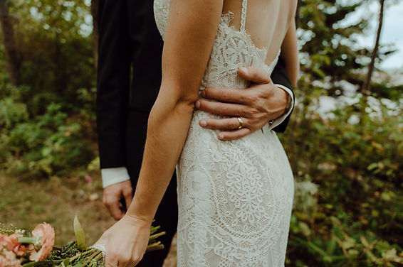 PEI Wedding Photographer. Prince Edward Island Wedding Photographer. Wedding Photographer on Prince Edward Island. PEI Beach Weddings. PEI Wedding Photography. PEI Elopement Photographer. Clinton Hills Wedding Photographer. Carriage House Wedding Photographer.