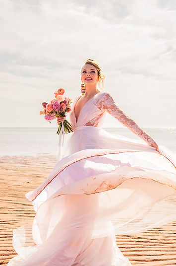 PEI Adventure Elopements. Prince Edward Island Wedding Photographer. PEI Elopement Photographer. Beach elopements on Prince Edward Island. Adventure wedding photography PEI. National Park elopements on PEI.