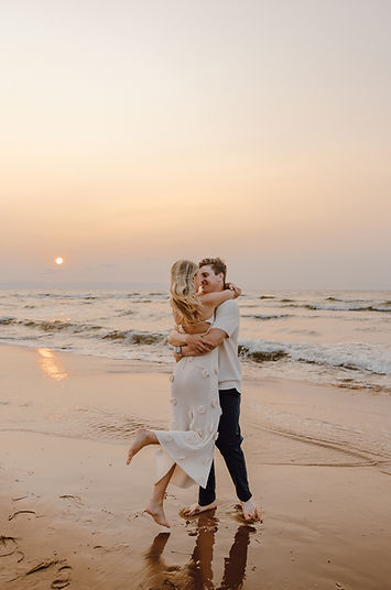PEI Engagement Photographer. Prince Edward Island Wedding Photographer. Elopement Photographer on Prince Edward Island. PEI Beach Weddings. PEI Wedding Photography. PEI Elopement Photographer. Propose on Prince Edward Island. Carriage House Wedding Photographer.