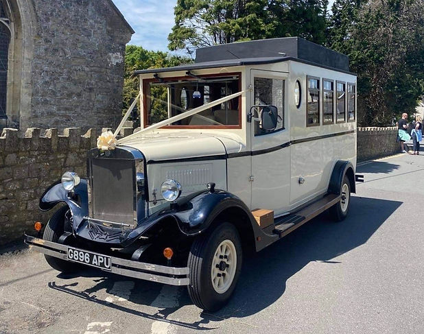 Vintage Wedding Bus Hire Cardiff, Newpor