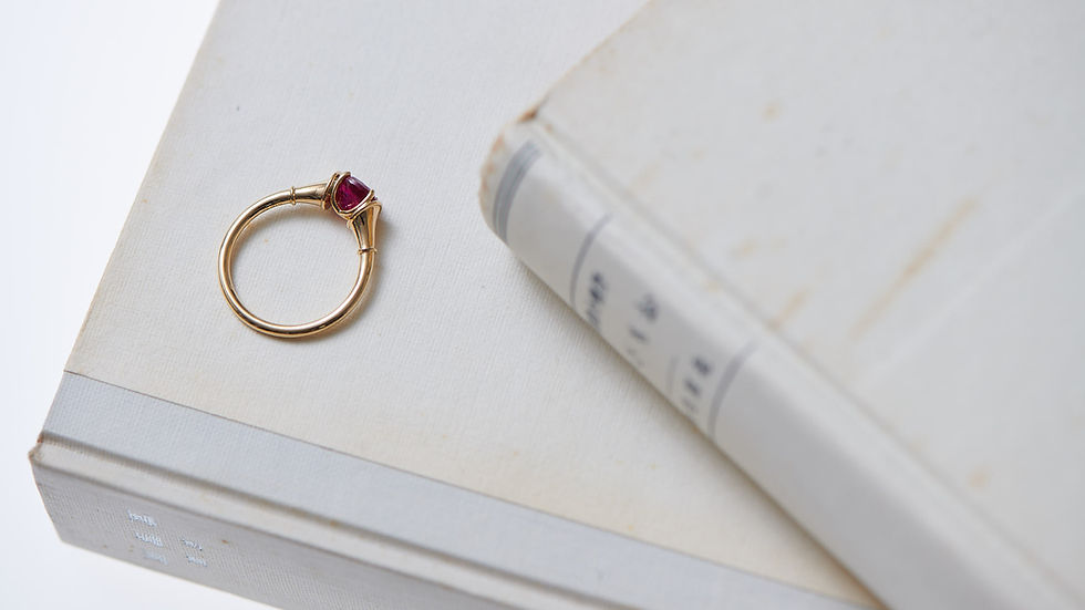 Thumbnail: Horn Oval-cut Ruby Ring
