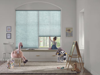 Hunter Douglas Applause Honeycomb shade with LiteRise controls