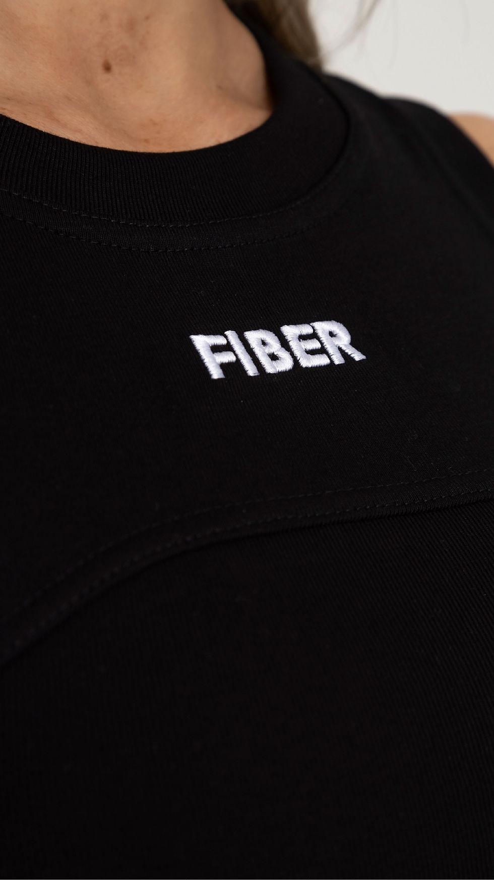 Miniatura: BLUSA DEPORTIVA MANGA SISA NEGRA SATURN FIBER