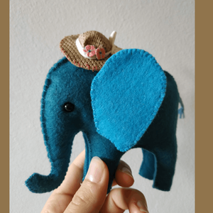 Petit éléphant bleu