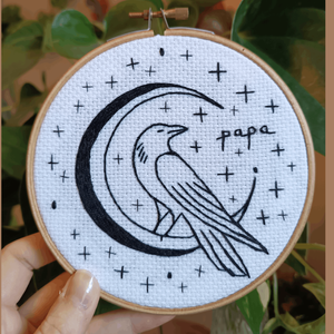 Corbeau dans la Lune