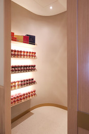 Contemporary French pâtisserie designed around craftsmanship, elegance and everyday indulgence