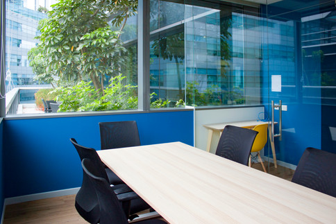 Contemporary open-plan office designed for efficiency, collaboration and everyday productivity