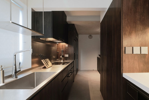 Contemporary residential detailing shaped through craftmanship and restraint
