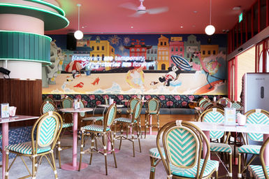 Fluid spatial experience connecting dining, lounge and hospitality zones