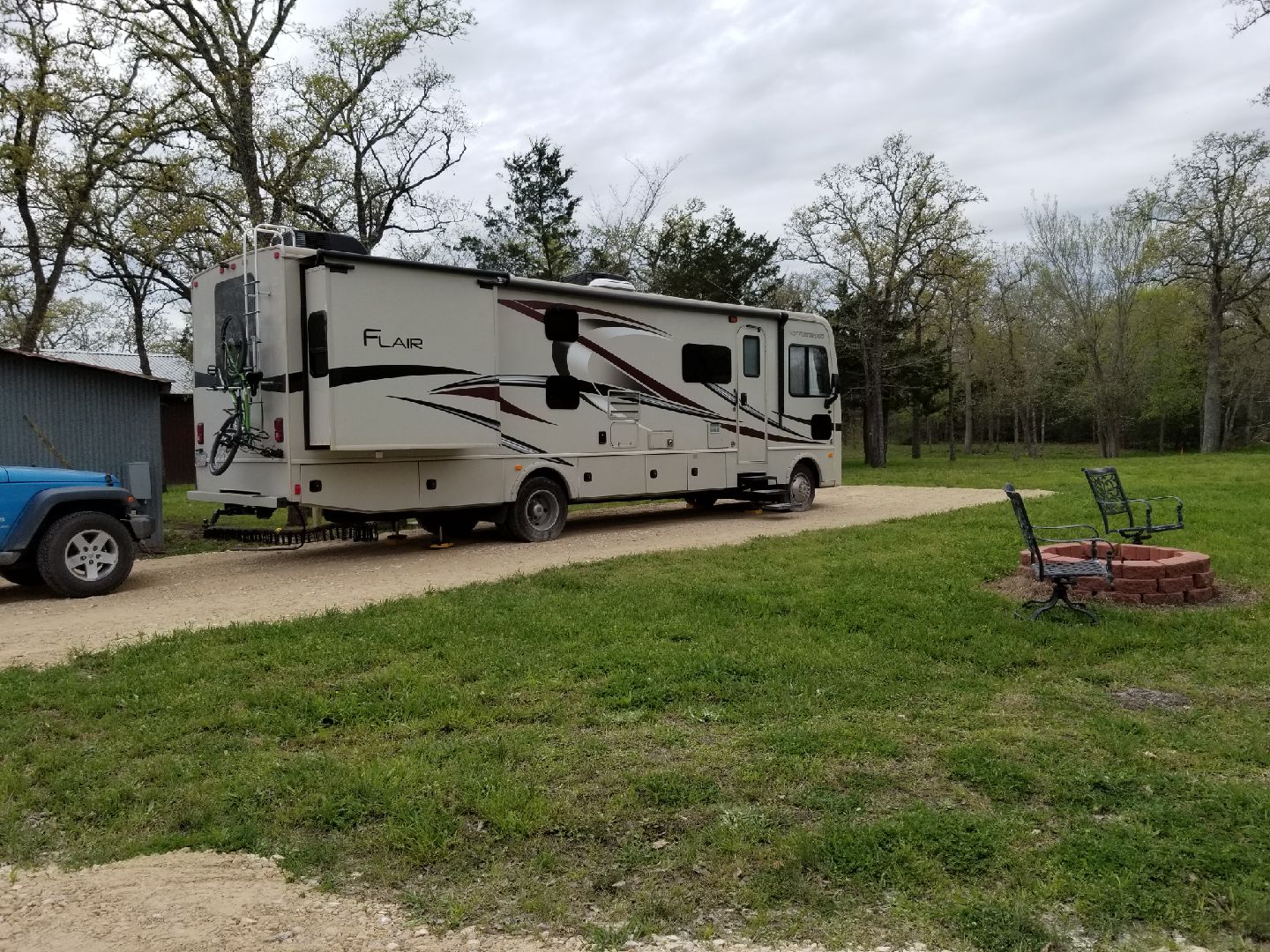 RV Park and Camping Somerville, TX, U.S. Frank and Kev RV Park