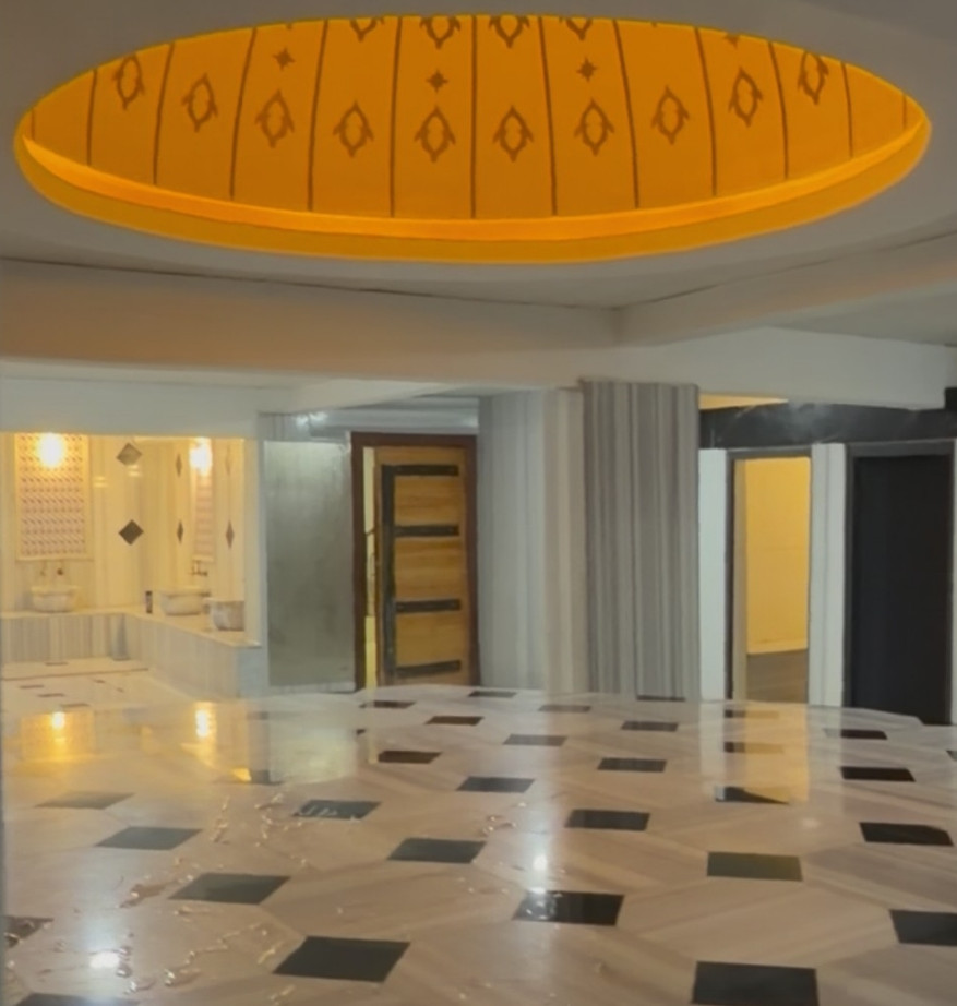 Hamam/Göbek Taşı