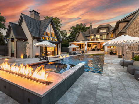 2025 Backyard Pool Design Trends in Middle Tennessee