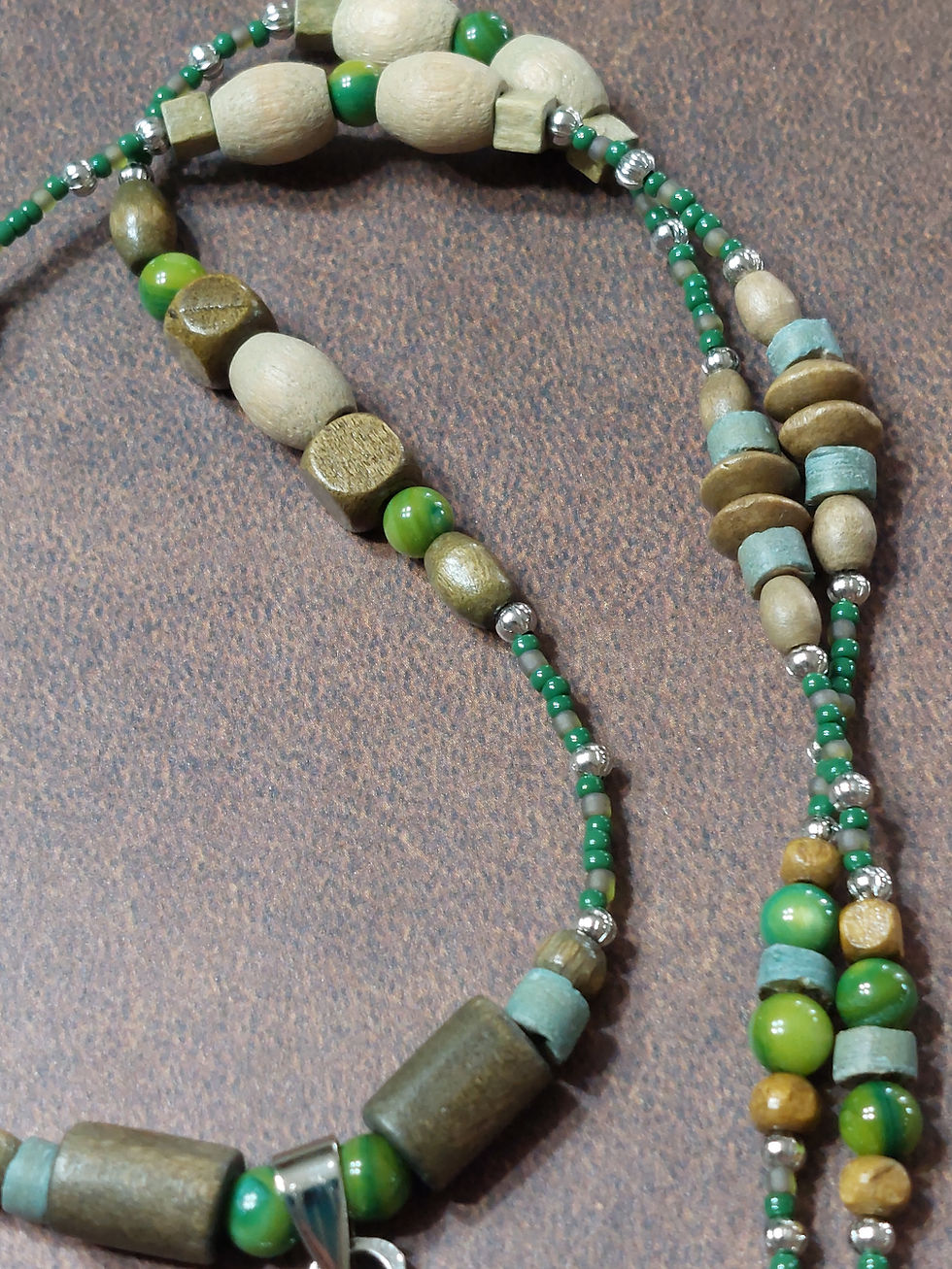 Thumbnail: Men's Green "Tree of Life" Necklace