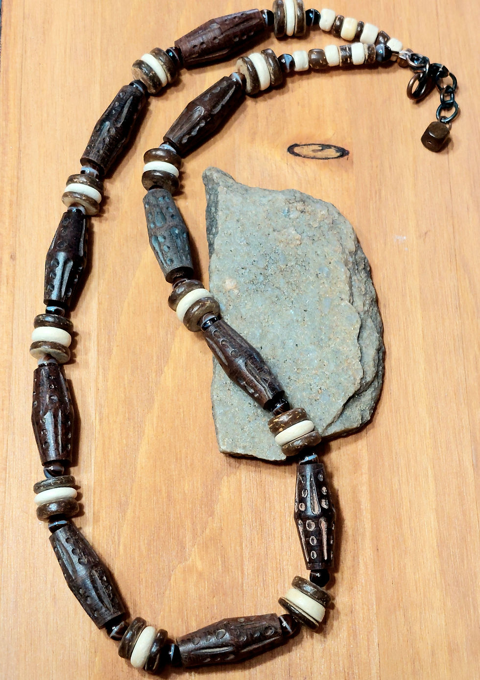 Thumbnail: Men's Sandalwood Choker-Style Necklace