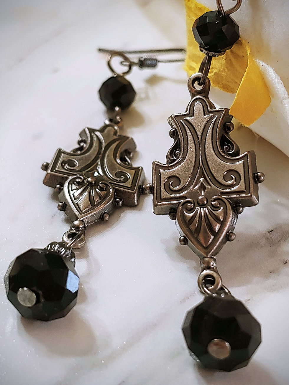 Thumbnail: Black Art Nouveau-Style Earrings