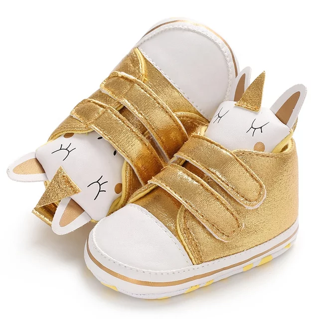chaussure bebe doré