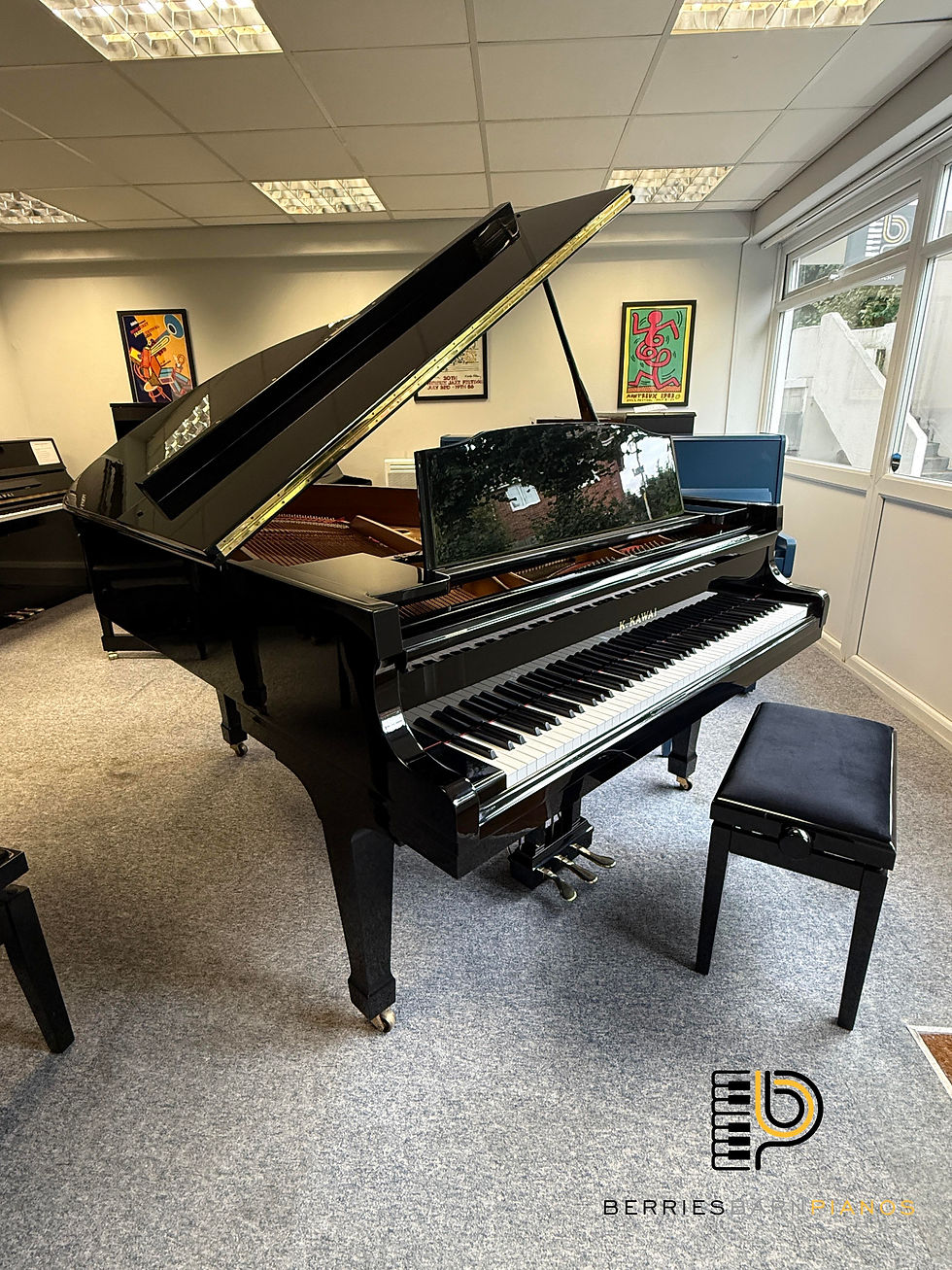 Thumbnail: Kawai GS-30 Grand Piano in Polished Black 6’ 1"